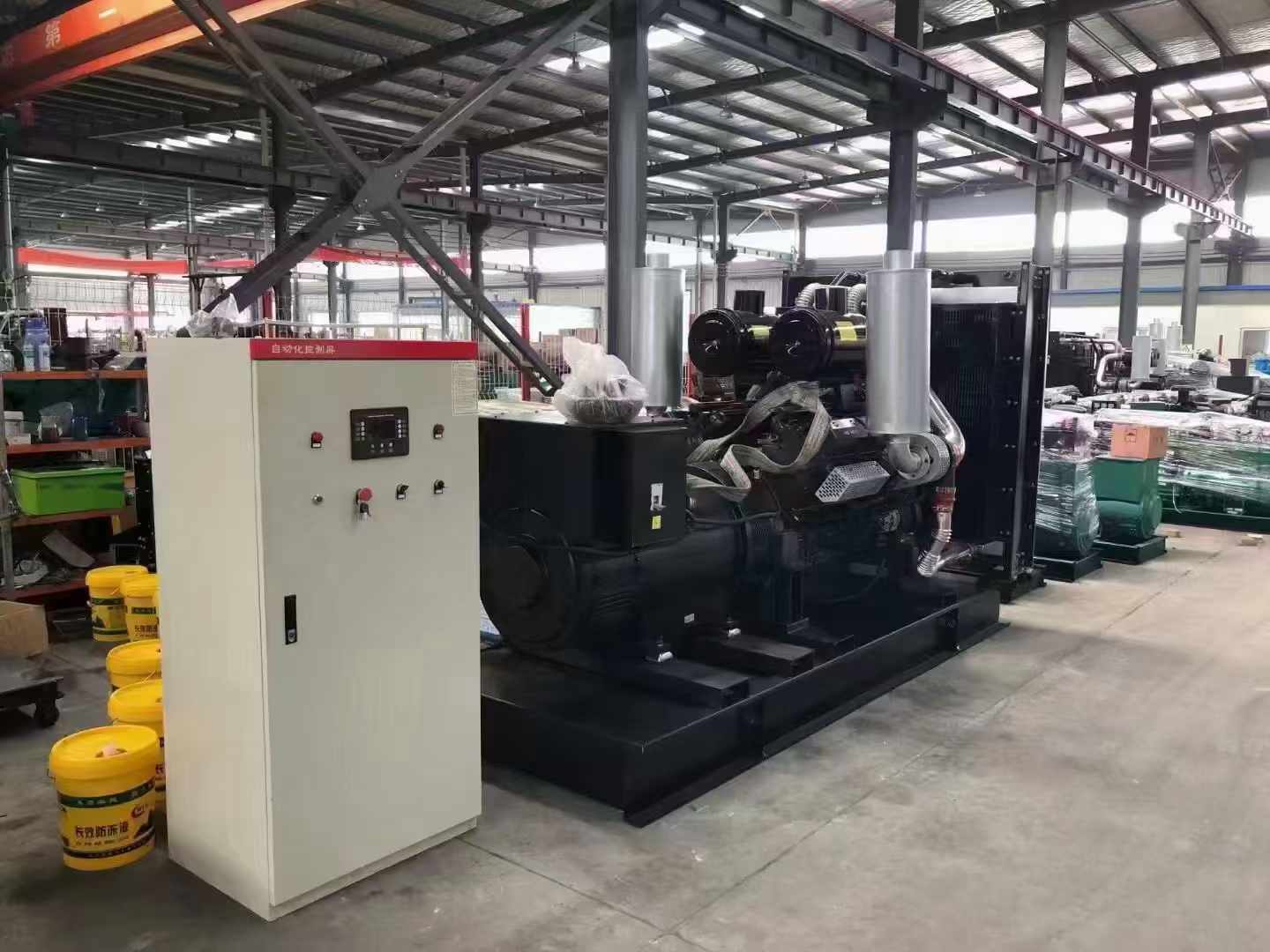 罗山柴油发电机运行时的噪音和振动水平如何?